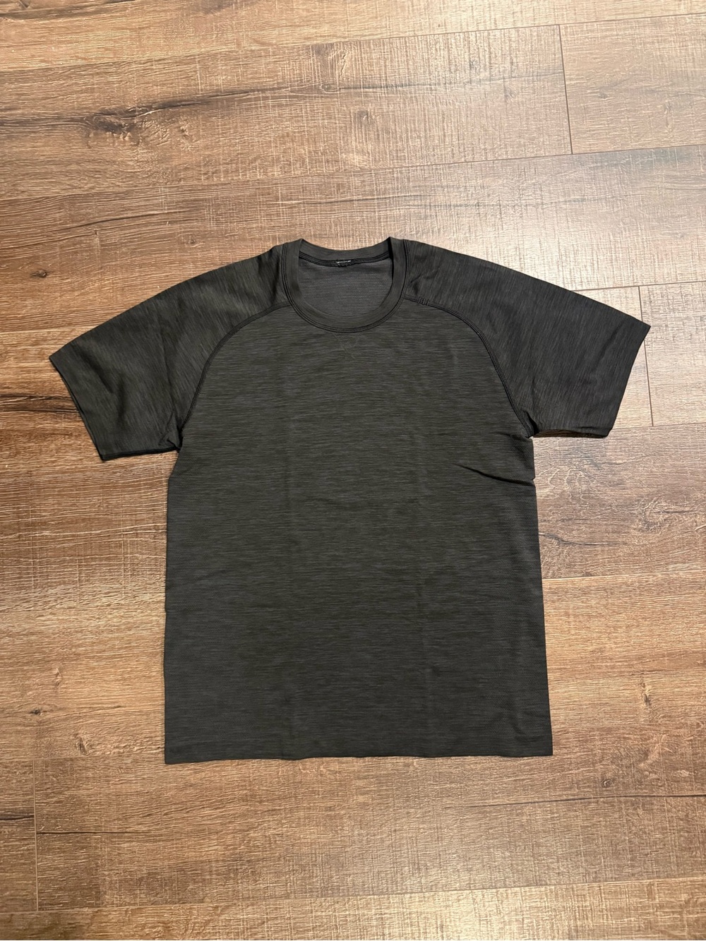Lululemon | Metal Vent Tech SS